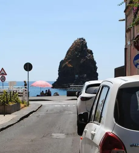 Trezza View Aci Castello